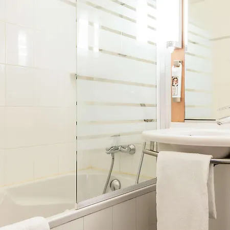 Ibis Grands Boulevards Opera 9e Szálloda 3*