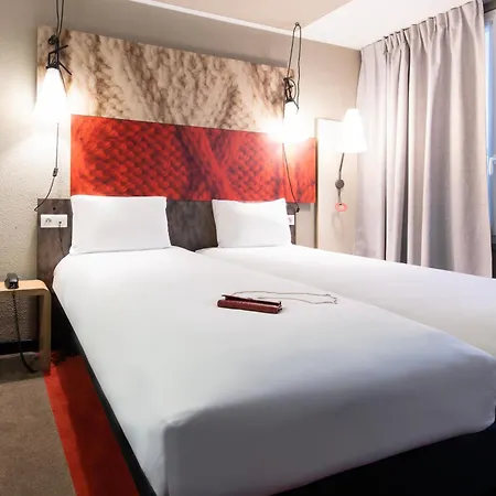 Ibis Grands Boulevards Opera 9e 3* Párizs