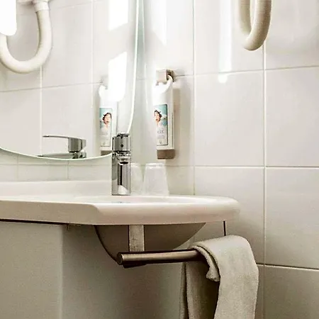 Ibis Grands Boulevards Opera 9e 3*