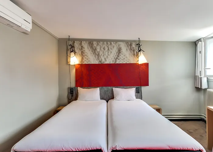 Ibis Grands Boulevards Opéra 9e Parigi