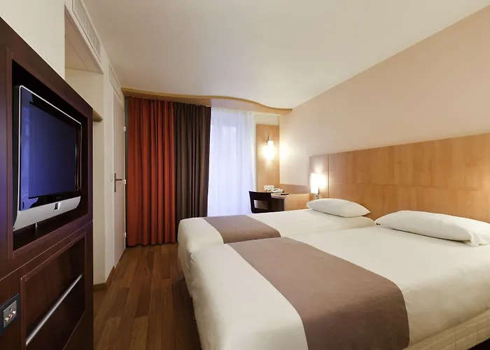 Ibis Grands Boulevards Opéra 9e Hotel 3*